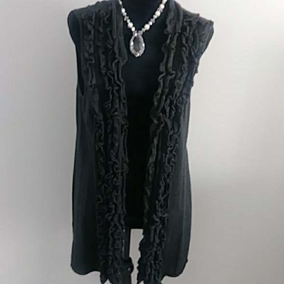 Cable & Gauge Sweaters - CABLE & GAUGE GRAY RUFFLE SLEEVELESS DUSTER  XL